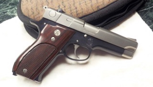 Roger Nelson Assesses the ROBAR Work on His S&W 39-2
